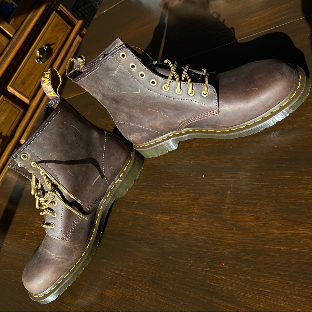 Doc Marten | 1460 WAXED FULL GRAIN LEATHER LACE UP BOOTS